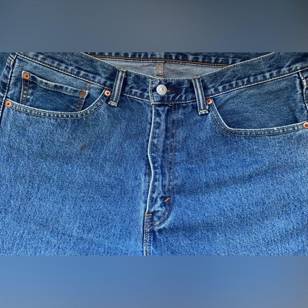 Levi’s 505 36x30(22) hemmed to 36x22 Good Condition Cropped - Picture 4 of 6